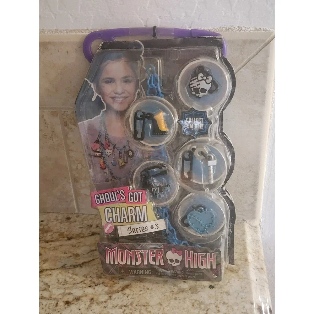 Monster High Ghoul Friend Charms Style 3 Doll Damaged Packaging